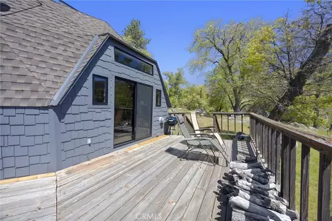 Exterior - 27241 Deertrail Dr, Tehachapi, CA 93561 photo 19 of 20
