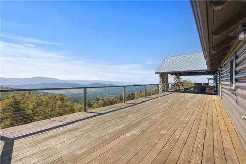 Exterior - 27241 Deertrail Dr, Tehachapi, CA 93561 photo 12 of 20
