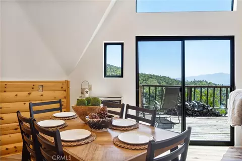Dining - 27241 Deertrail Dr, Tehachapi, CA 93561 photo 4 of 4
