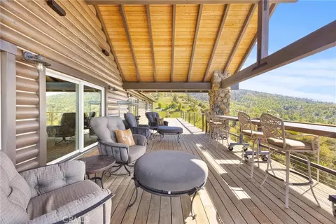 Exterior - 27241 Deertrail Dr, Tehachapi, CA 93561 photo 10 of 22