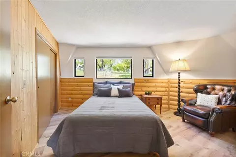 Bedroom - 27241 Deertrail Dr, Tehachapi, CA 93561 photo 7 of 7