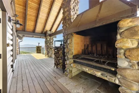 Exterior - 27241 Deertrail Dr, Tehachapi, CA 93561 photo 13 of 20
