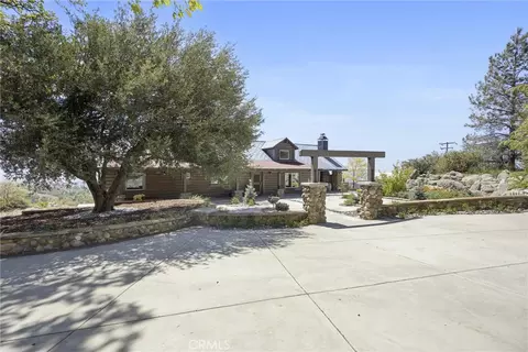 Exterior - 27241 Deertrail Dr, Tehachapi, CA 93561 photo 7 of 20