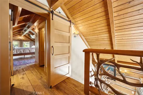 Entry Way - 27241 Deertrail Dr, Tehachapi, CA 93561 photo 3 of 4