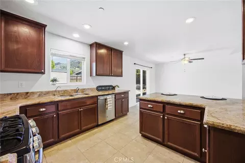 Kitchen - 18110 Churchill, Tehachapi, CA 93561 photo 4 of 5