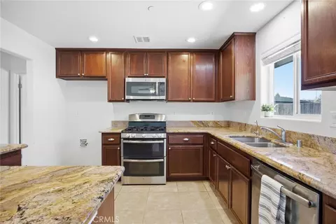 Kitchen - 18110 Churchill, Tehachapi, CA 93561 photo 3 of 5