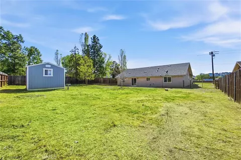 Exterior - 18110 Churchill, Tehachapi, CA 93561 photo 5 of 7