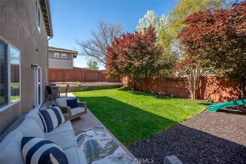 Exterior - 902 Larable Ct, Paso Robles, CA 93446 photo 4 of 9