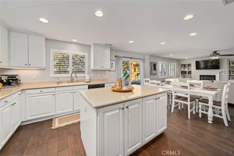 Kitchen - 902 Larable Ct, Paso Robles, CA 93446 photo 6 of 6