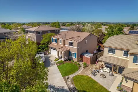 View/Area - 902 Larable Ct, Paso Robles, CA 93446 photo 3 of 5