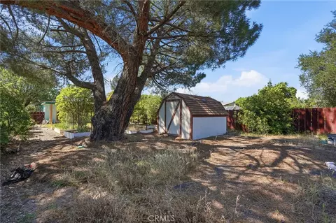 Exterior - 1740 Westfield Rd, Paso Robles, CA 93446 photo 4 of 5
