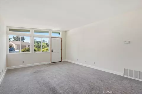 Living - 1740 Westfield Rd, Paso Robles, CA 93446 photo 2 of 2