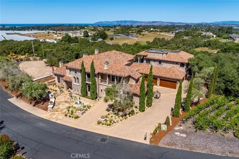1880 Calle Laguna, Arroyo Grande, CA 93420