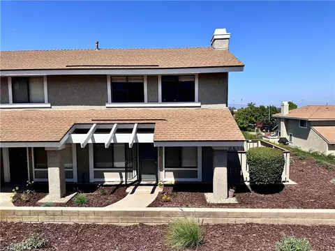 1153 Sumner Pl #D, Santa Maria, CA 93455