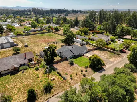 View/Area - 1041 Evergreen Way, Nipomo, CA 93444 photo 3 of 6