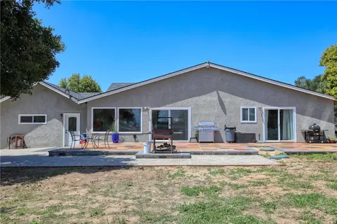 Exterior - 1041 Evergreen Way, Nipomo, CA 93444 photo 5 of 14