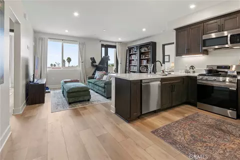 402 W Grand Ave #401, Grover Beach, CA 93433