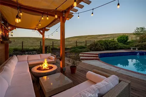 1590 Shiloh Pl, Templeton, CA 93465