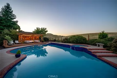 1590 Shiloh Pl, Templeton, CA 93465