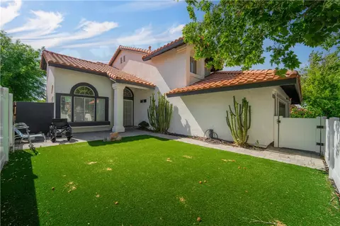 Exterior - 43903 5th E, Lancaster, CA 93535 photo 4 of 9