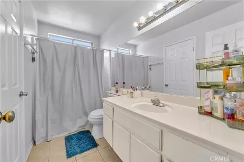 Bath - 43903 5th E, Lancaster, CA 93535 photo 3 of 4