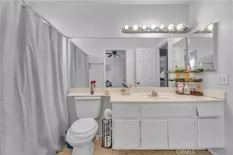 Bath - 43903 5th E, Lancaster, CA 93535 photo 2 of 4
