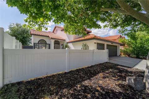 Exterior - 43903 5th E, Lancaster, CA 93535 photo 3 of 9