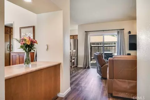 Entry Way - 1444 Village Mdws, Lompoc, CA 93436 photo 1 of 1