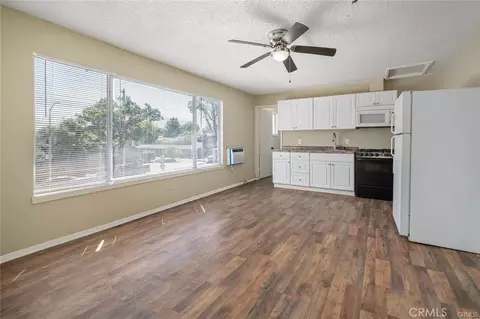 Living - 3505 Spring St, Paso Robles, CA 93446 photo 1 of 7