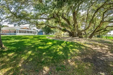 Exterior - 4050 Saint Andrews Ct, Lompoc, CA 93436 photo 11 of 12