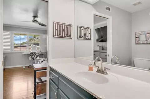 Bath - 4050 Saint Andrews Ct, Lompoc, CA 93436 photo 2 of 7