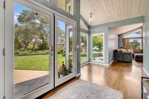 Entry Way - 4050 Saint Andrews Ct, Lompoc, CA 93436 photo 1 of 2