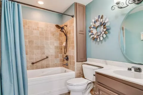 Bath - 4050 Saint Andrews Ct, Lompoc, CA 93436 photo 7 of 7