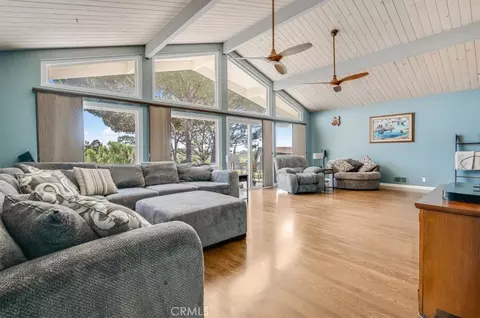 Living - 4050 Saint Andrews Ct, Lompoc, CA 93436 photo 2 of 2