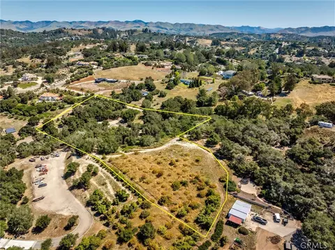 914 Red Rock Rd, Arroyo Grande, CA 93420