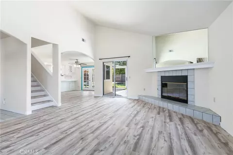 Living - 1204 Sunrise Ct, Paso Robles, CA 93446 photo 2 of 3