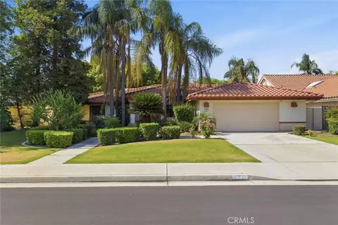 7313 Calle Los Manzanos, Bakersfield, CA 93309