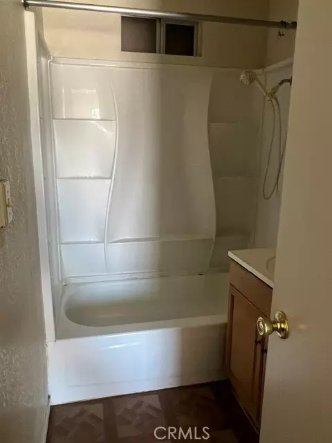 Bath - 1810 Ocean, Oceano, CA 93445 photo 1 of 3