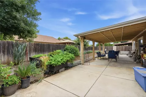 Exterior - 3728 E School, Visalia, CA 93292 photo 5 of 7