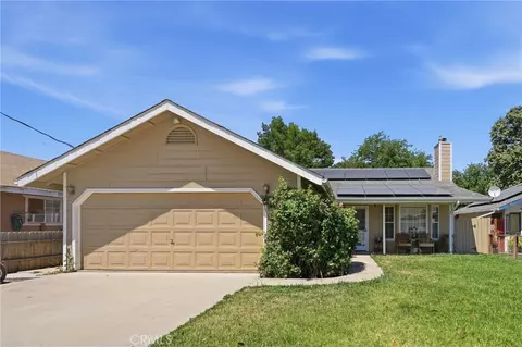 165 N 5th St, Shandon, CA 93461