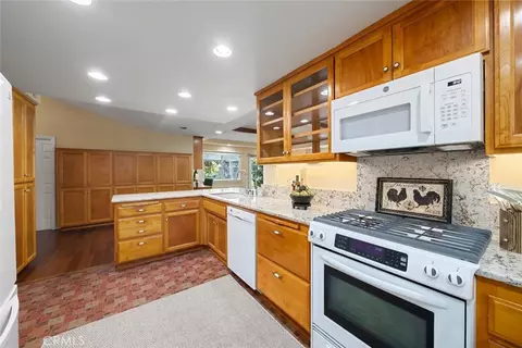 Kitchen - 640 Black Ridge Ln, Nipomo, CA 93444 photo 5 of 5