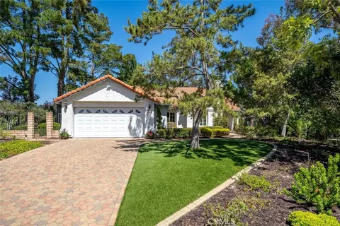 Exterior - 640 Black Ridge Ln, Nipomo, CA 93444 photo 3 of 13