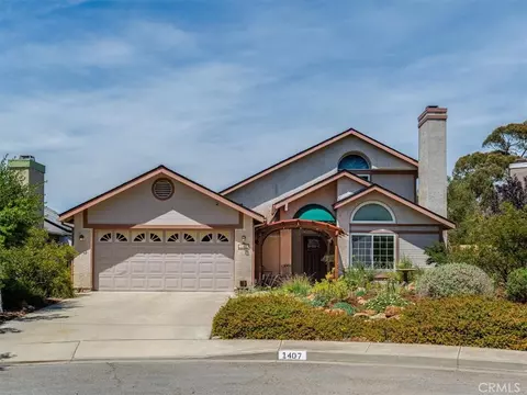 1407 Charter Ct, Santa Maria, CA 93455