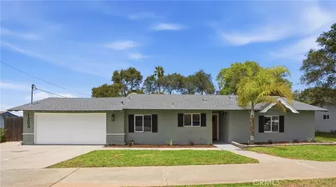 1203 Bauer, Santa Maria, CA 93455