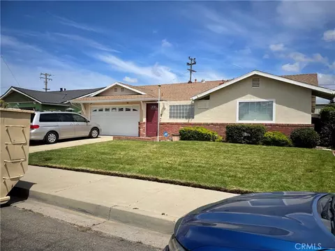 907 Evergreen Ave, Santa Maria, CA 93454