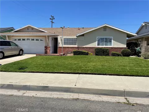 907 Evergreen Ave, Santa Maria, CA 93454