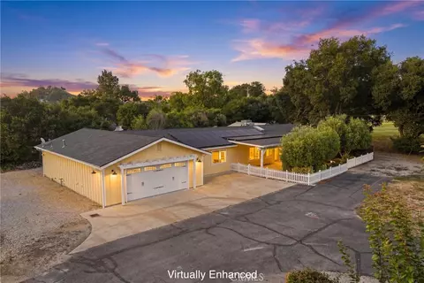 8680 Portola Rd, Atascadero, CA 93422
