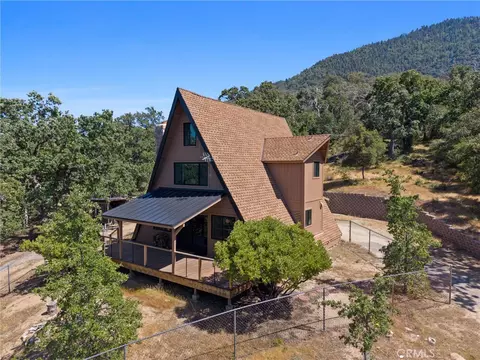 28207 Oaks Rancho, Keene, CA 93531