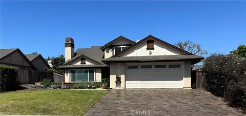 833 Escuela Ct, San Luis Obispo, CA 93405