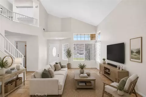 Living - 521 Brookside Dr, Lompoc, CA 93436 photo 2 of 7